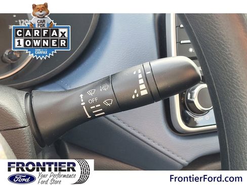 Used 2025 Nissan Versa SV image 18