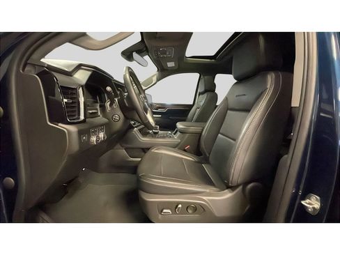 Used 2023 GMC Sierra 1500 Denali w/ Denali Reserve Package AWD/4WD image 12