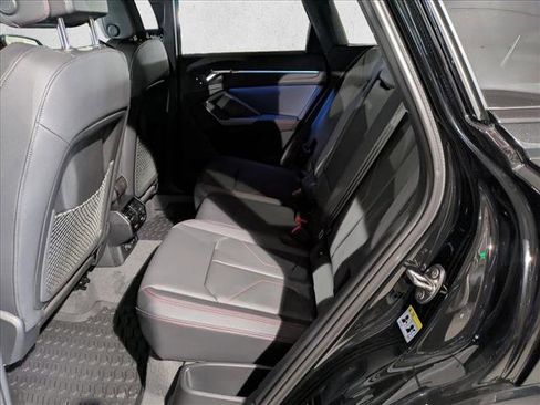 New 2025 Audi Q3 2.0T Premium Plus image 17