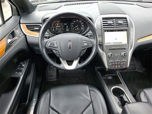 Used 2018 Lincoln MKC Reserve w/ Lincoln MKC Climate Package image 11