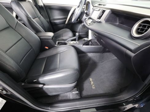 Used 2015 Toyota RAV4 XLE AWD/4WD image 26