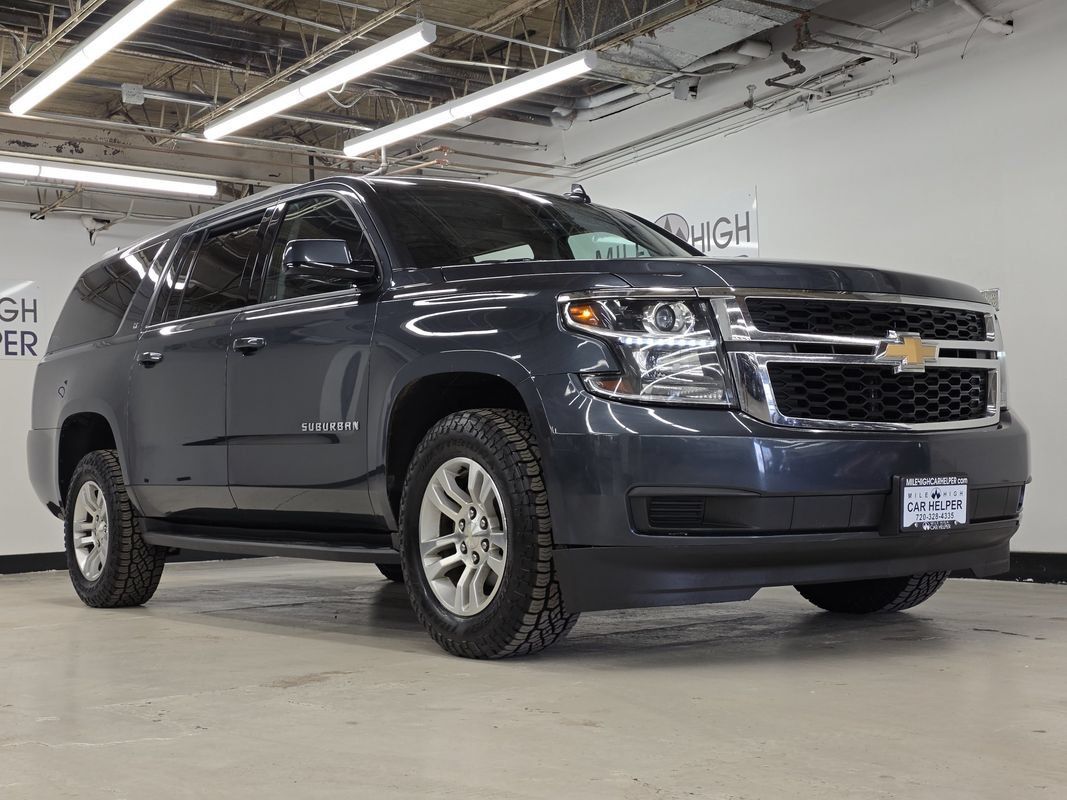 Used 2019 Chevrolet Suburban LT AWD/4WD image 5
