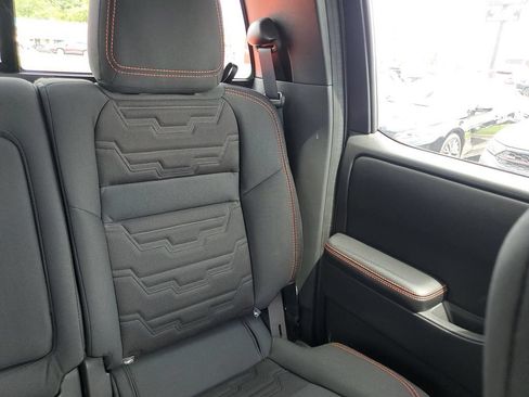 Used 2025 Nissan Frontier PRO-4X w/ Interior Protection Package AWD/4WD image 10