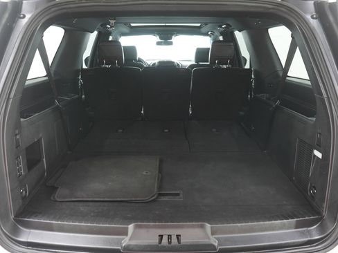 Used 2019 Ford Expedition Max Limited image 9