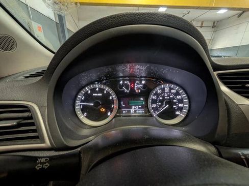 Used 2013 Nissan Sentra SV FWD image 37
