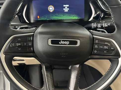 Used 2022 Jeep Grand Cherokee Limited 4xe AWD/4WD image 15