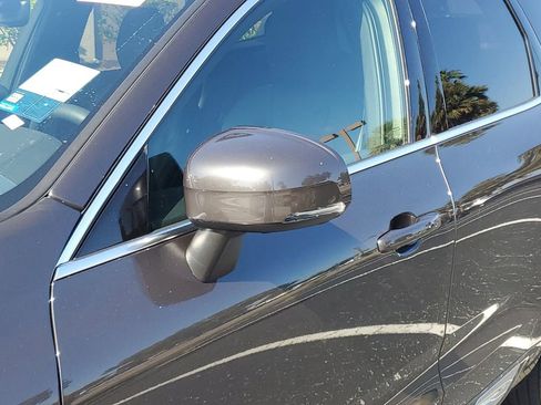 Used 2023 Volvo XC60 B5 Ultimate w/ Climate Package image 12