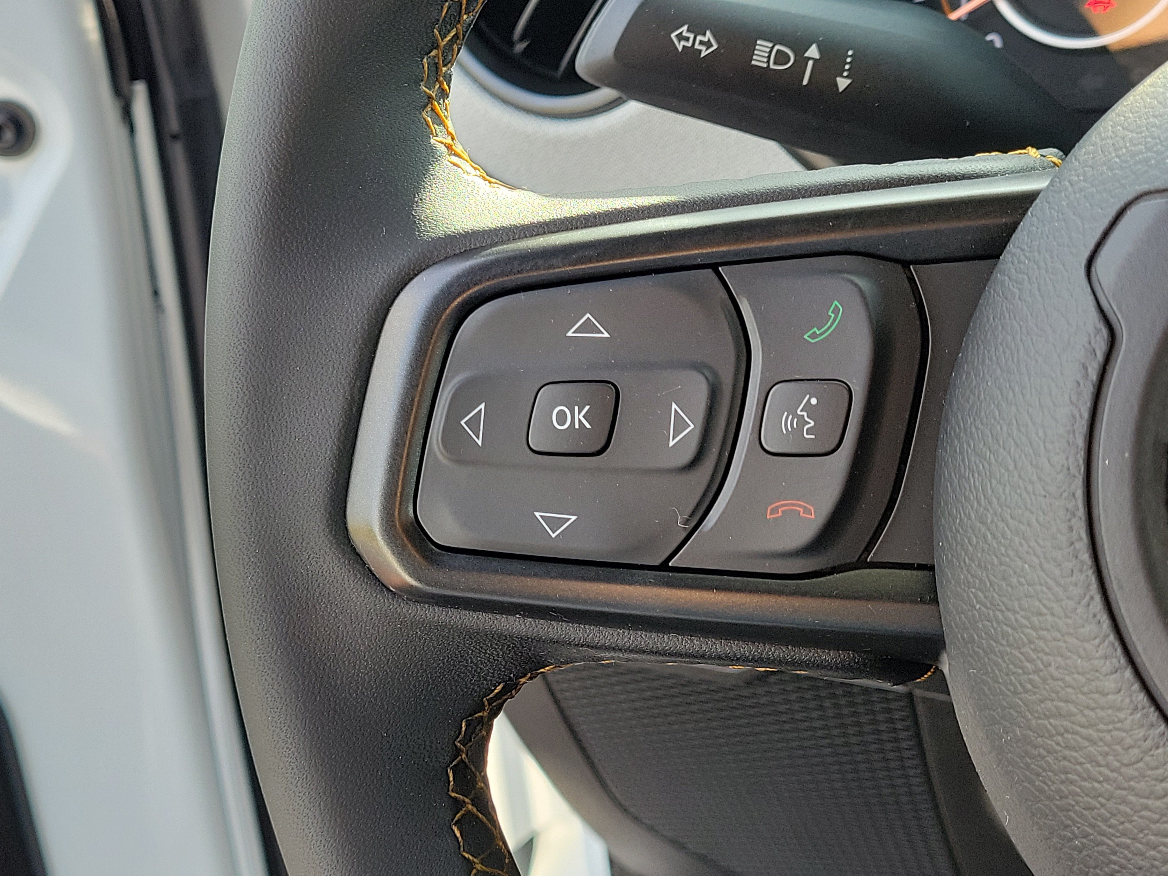 Used 2024 Jeep Wrangler Unlimited Sport AWD/4WD image 30