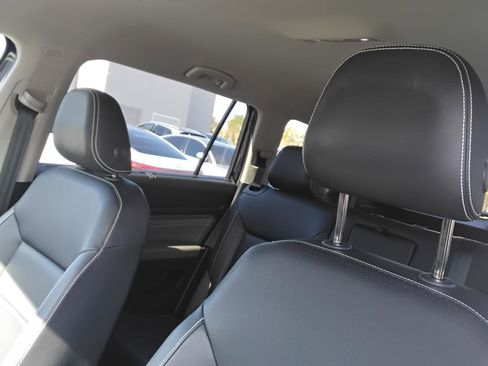 Used 2023 Volkswagen Atlas SE image 19