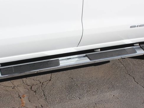 New 2026 GMC Sierra 1500 SLE w/ Preferred Package image 5