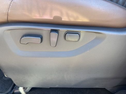Used 2024 Nissan Armada Platinum w/ Captain's Chairs Package image 11