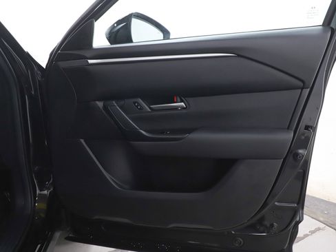 Used 2025 MAZDA CX-50 AWD 2.5 S w/ Preferred Package image 9