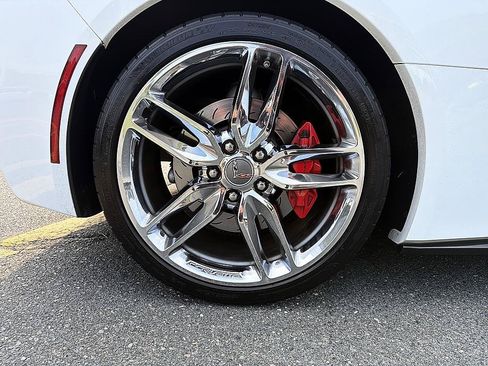 Used 2015 Chevrolet Corvette Stingray Coupe w/ 2LT Preferred Equipment Group RWD image 11
