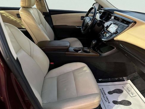 Used 2017 Toyota Avalon XLE Premium FWD image 16