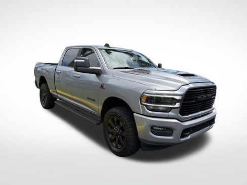 Used 2023 RAM 2500 Laramie AWD/4WD image 2