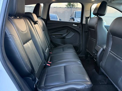 Used 2013 Ford Escape Titanium w/ Parking Technology Pkg AWD/4WD image 20
