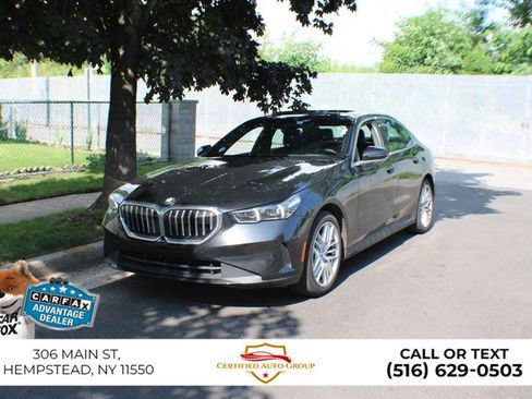 Used 2025 BMW 530i RWD image 3