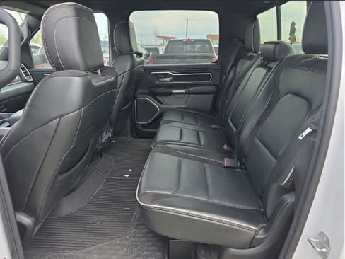 Used 2022 RAM 1500 Laramie w/ Sport Appearance Package AWD/4WD image 13
