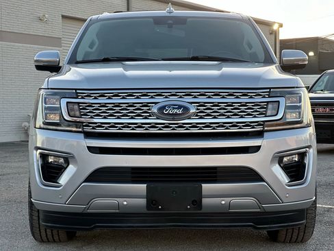 Used 2019 Ford Expedition Platinum image 11