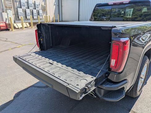 Certified 2023 GMC Sierra 1500 Denali w/ Technology Package AWD/4WD image 33
