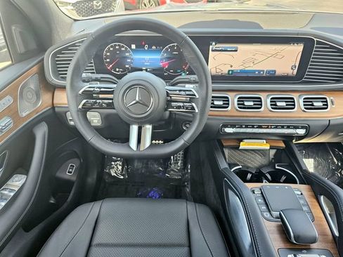 Certified 2025 Mercedes-Benz GLS 450 4MATIC w/ AMG Line Exterior image 35