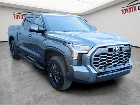 Used 2024 Toyota Tundra Platinum image 6