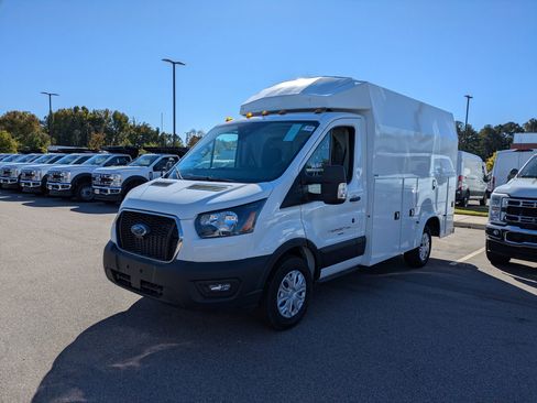 New 2025 Ford Transit 350 w/ Interior Upgrade Package image 7