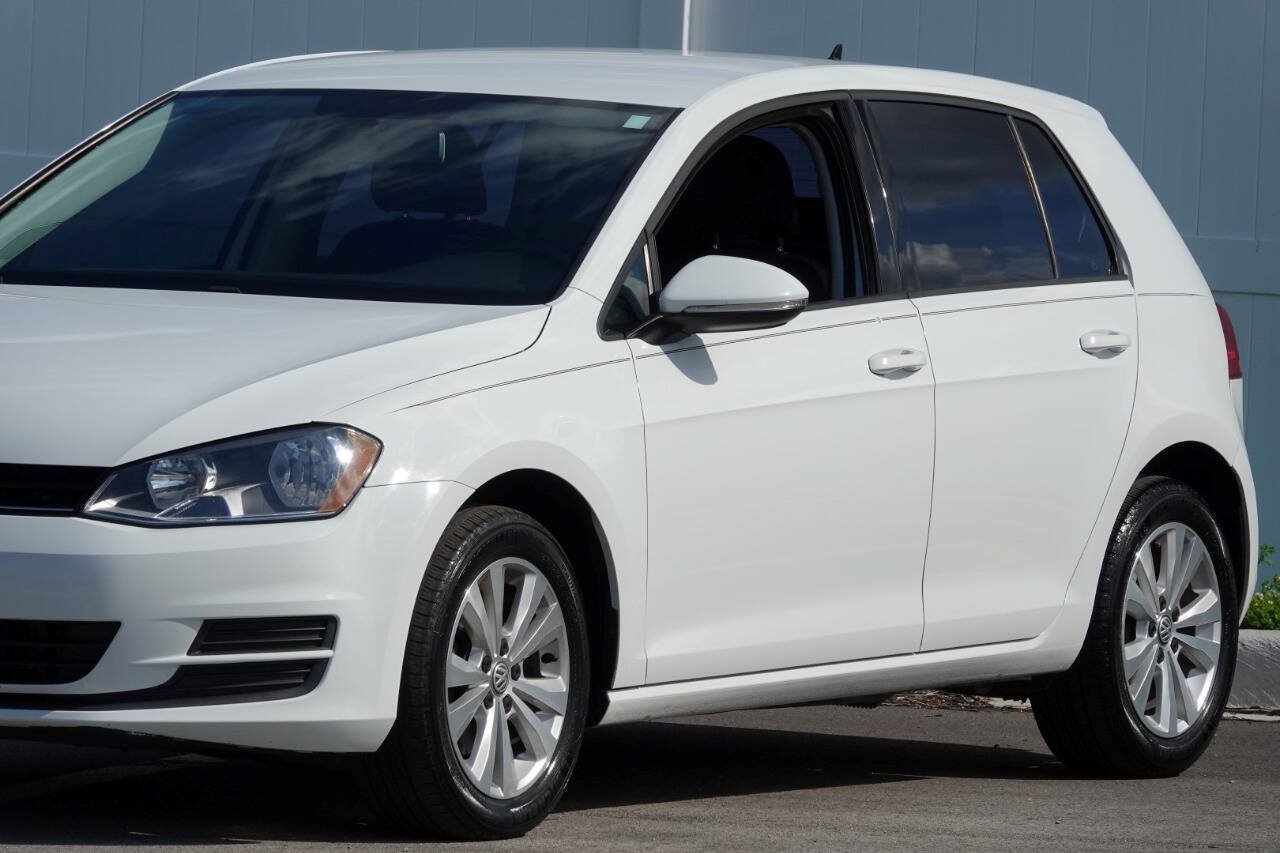 Used 2015 Volkswagen Golf TDI S FWD image 45