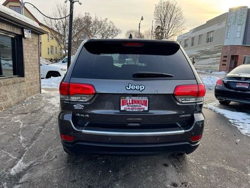 Used 2017 Jeep Grand Cherokee Limited image 5