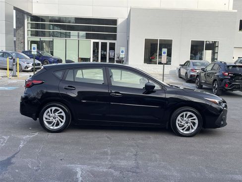 Used 2025 Subaru Impreza 2.0i image 6