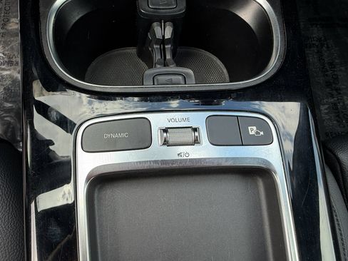 Used 2025 Mercedes-Benz CLA 250 image 22