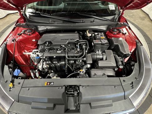 New 2025 Kia K4 LXS image 32