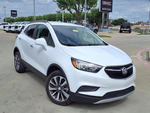 Used 2022 Buick Encore Preferred w/ Safety Package AWD/4WD image 1