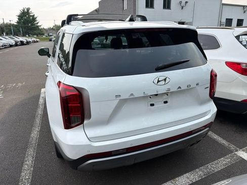 Used 2023 Hyundai Palisade SEL w/ Premium Package AWD/4WD image 9