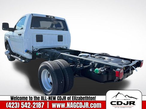 New 2024 RAM 3500 Tradesman image 5