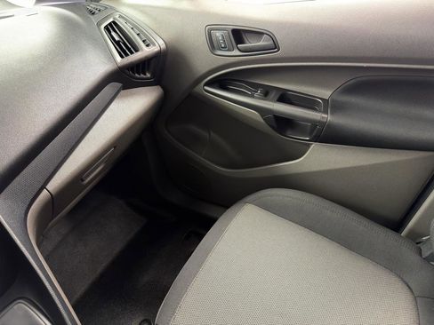 Used 2022 Ford Transit Connect XL image 25