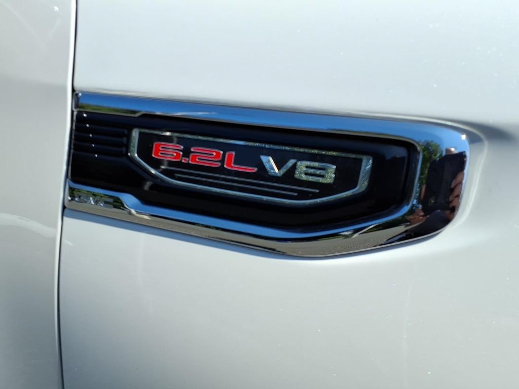Used 2019 GMC Sierra 1500 Denali w/ Denali Ultimate Package AWD/4WD image 10