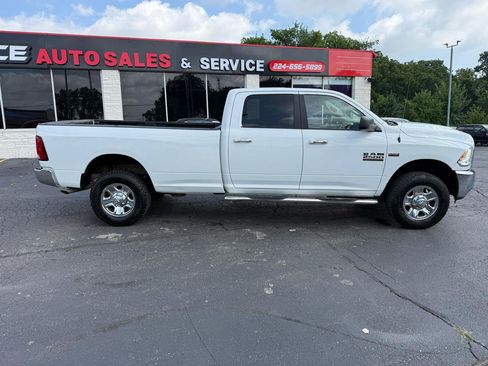 Used 2017 RAM 2500 SLT AWD/4WD image 12