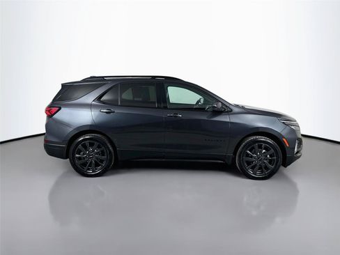 Used 2023 Chevrolet Equinox RS AWD/4WD image 10