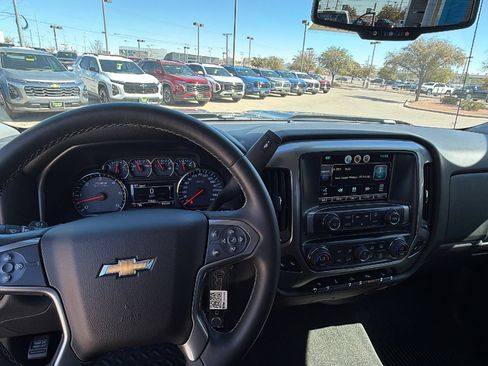 Used 2015 Chevrolet Silverado 2500 LT w/ LT Convenience Package image 10