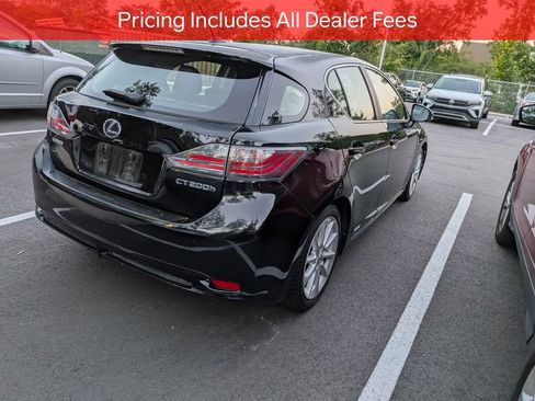 Used 2013 Lexus CT 200h w/ Premium Pkg w/Navigation FWD image 6