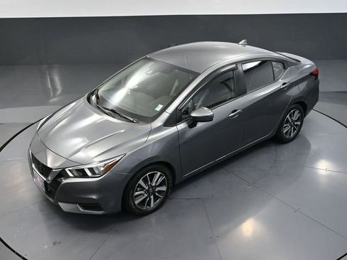 Used 2021 Nissan Versa SV image 48