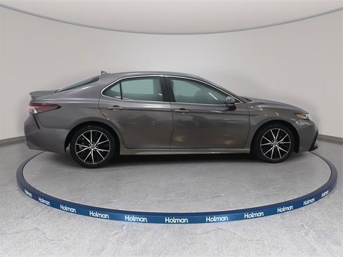 Certified 2024 Toyota Camry SE image 5