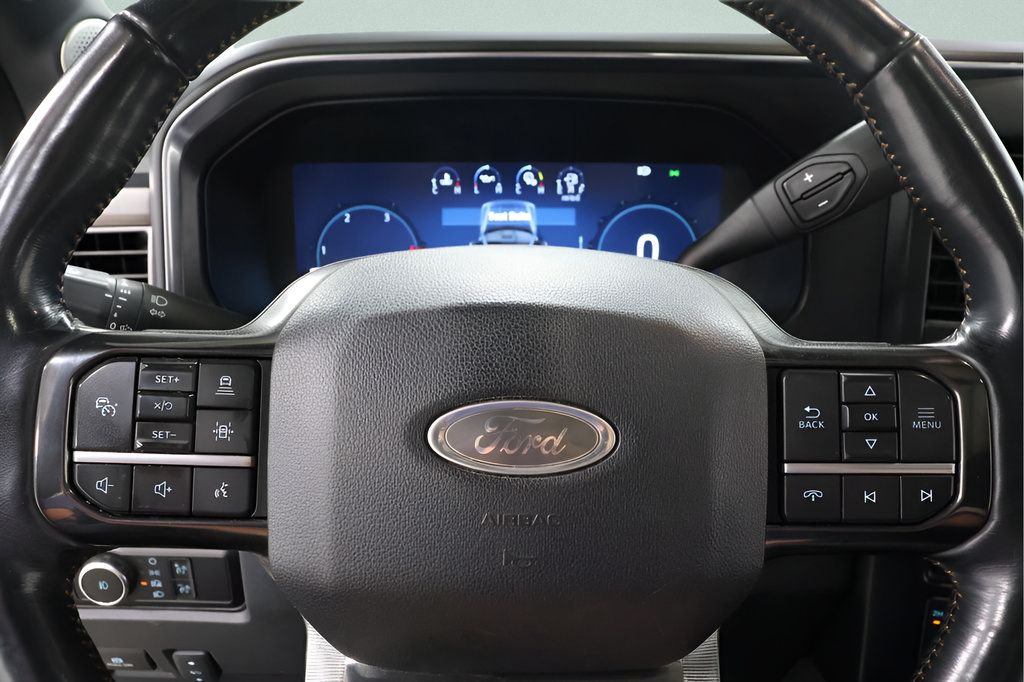 Used 2024 Ford F450 Platinum w/ FX4 Off-Road Package AWD/4WD image 12