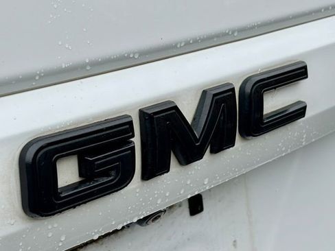 Used 2022 GMC Yukon SLT image 15