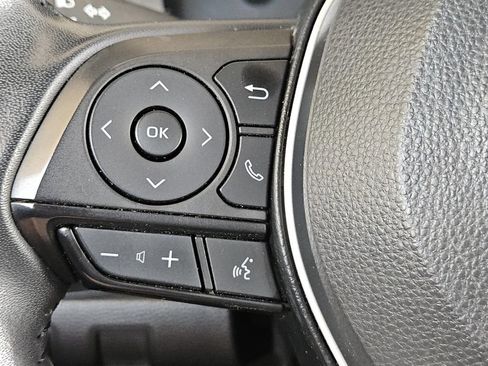 Used 2024 Toyota Corolla SE w/ SE Premium Package FWD image 20