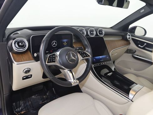 Used 2023 Mercedes-Benz GLC 300 4MATIC w/ Pinnacle Trim Package image 27