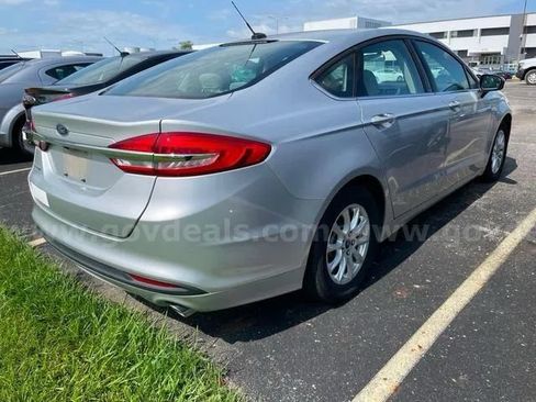 Used 2017 Ford Fusion S FWD image 6