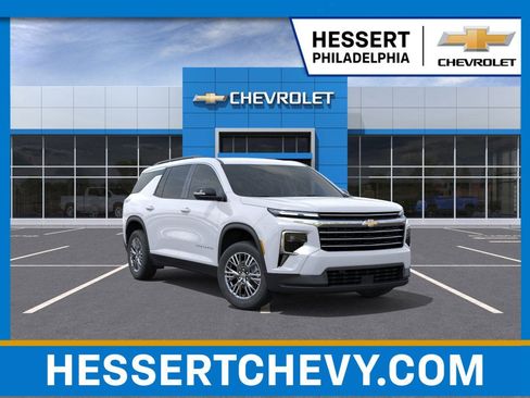 New 2026 Chevrolet Traverse LT w/ Driver Confidence Package AWD/4WD image 1
