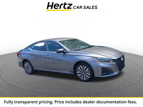 Used 2026 Nissan Altima 2.5 SV FWD image 1